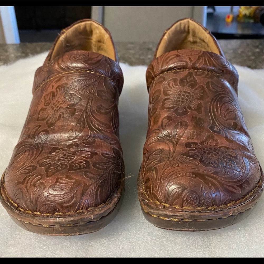 Boc Born Leather Clogs